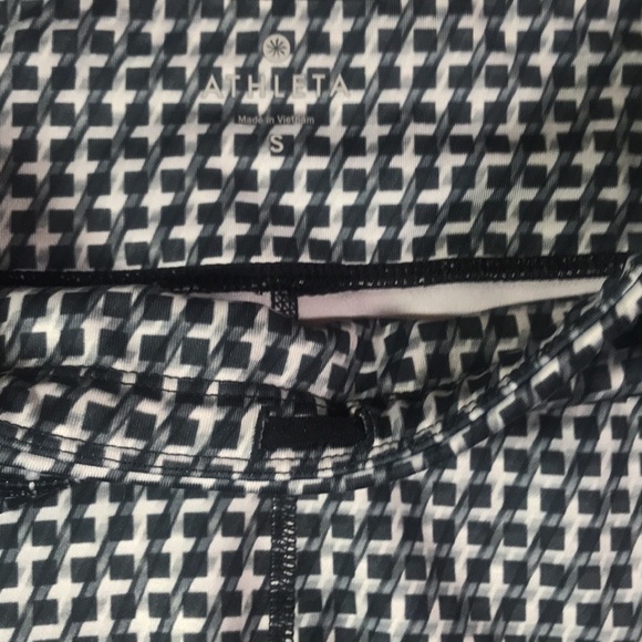 Athleta Black & White Checked Crop Leggings Size S. - Picture 6 of 9